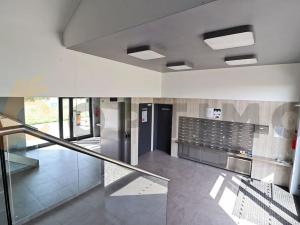 Prodej bytu 2+kk, Praha - Dolní Měcholupy, Honzíkova, 54 m2