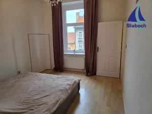 Pronájem bytu 2+kk, Praha - Vysočany, Spojovací, 50 m2