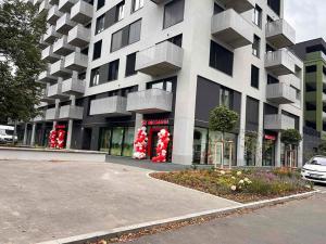Pronájem obchodního prostoru, Praha - Stodůlky, Hábova, 248 m2
