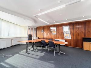 Pronájem kanceláře, Praha - Libeň, Podvinný mlýn, 3000 m2