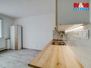 Pronájem bytu 1+kk, Mariánské Lázně - Úšovice, Hroznatova, 19 m2