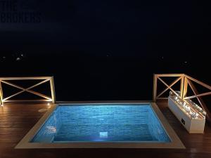 Prodej rodinného domu, Coxen Hole, Roatán, Honduras, 238 m2