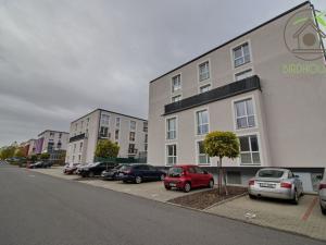 Pronájem bytu 2+kk, Jesenice, Cedrová, 69 m2