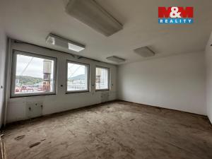 Pronájem kanceláře, Noviny pod Ralskem, 520 m2