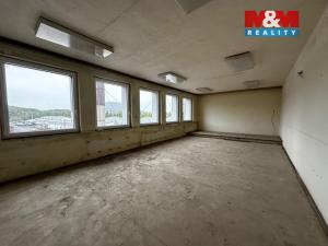 Pronájem kanceláře, Noviny pod Ralskem, 520 m2