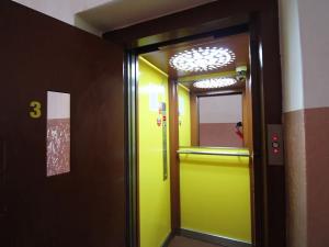 Pronájem bytu 1+1, Karlovy Vary, U Koupaliště, 26 m2