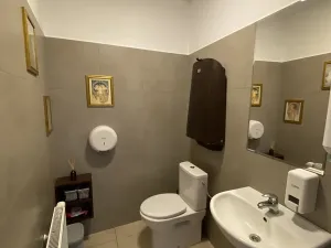 Pronájem komerční nemovitosti, Ivančice, Komenského náměstí, 110 m2