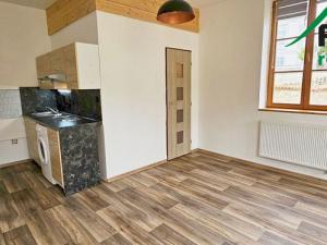 Pronájem bytu 1+kk, Tachov, Rokycanova, 24 m2