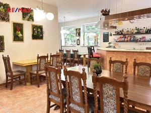 Pronájem komerční nemovitosti, Praha - Újezd nad Lesy, Hodkovská, 190 m2