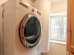 Prodej rodinného domu, Ohníč, 300 m2