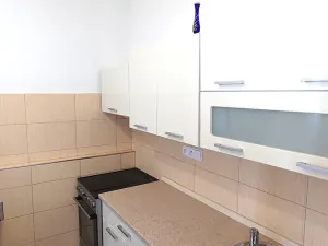 Pronájem bytu 1+1, Hodonín, Vřesová, 36 m2