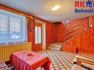 Prodej vícegeneračního domu, Chrášťany, 218 m2