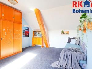 Prodej vícegeneračního domu, Chrášťany, 218 m2