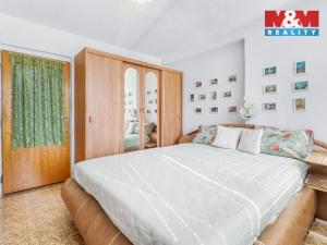 Prodej rodinného domu, Chlumec, Zalužanská, 180 m2