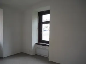Pronájem atypického bytu, Vlachovo Březí, náměstí Svobody, 45 m2