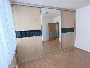 Pronájem bytu 3+kk, Hostivice, Ječná, 79 m2