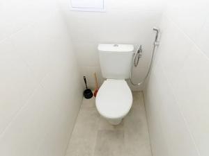 Pronájem bytu 3+1, Praha - Hlubočepy, Voskovcova, 78 m2
