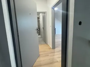 Pronájem bytu 1+kk, České Budějovice, Rudolfovská tř., 30 m2