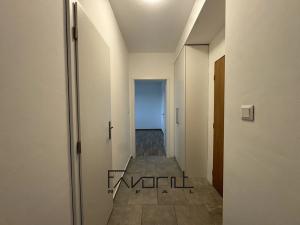 Pronájem bytu 2+kk, Ostrava, Starobělská, 55 m2