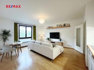 Pronájem bytu 1+kk, Praha - Stodůlky, Jaroslava Foglara, 31 m2