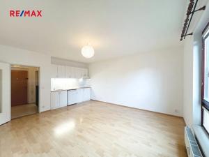 Pronájem bytu 1+kk, Praha - Stodůlky, Jaroslava Foglara, 31 m2