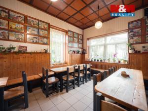 Prodej rodinného domu, Želízy, 640 m2