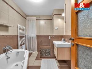 Prodej bytu 2+1, Skuhrov nad Bělou, 70 m2