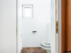 Pronájem bytu 3+kk, Praha - Čakovice, U Párníků, 74 m2