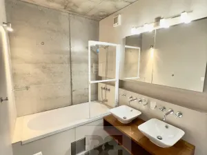 Pronájem bytu 2+kk, Praha - Vysočany, Ocelářská, 53 m2