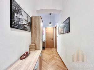 Pronájem bytu 2+1, Praha - Smíchov, Holečkova, 60 m2