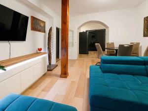 Pronájem bytu 3+1, Praha - Prosek, Nad šestikopy, 65 m2