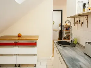 Pronájem bytu 3+1, Praha - Prosek, Nad šestikopy, 65 m2
