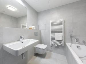 Pronájem bytu 2+kk, Praha - Košíře, Naskové, 60 m2
