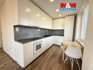 Pronájem bytu 2+kk, Louny, Tyršovo nám., 52 m2