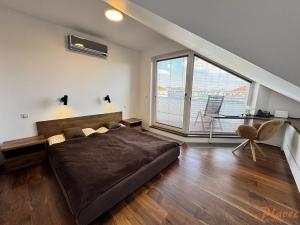 Prodej bytu 2+kk, Praha - Vršovice, Jerevanská, 74 m2