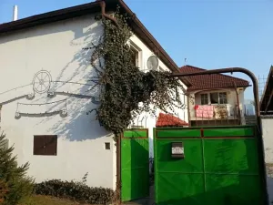 Prodej rodinného domu, Kralupy nad Vltavou, U Jeslí, 265 m2