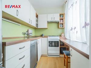 Prodej bytu 3+1, Praha - Kobylisy, Kubíkova, 62 m2