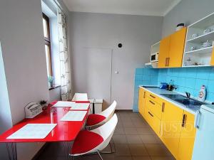 Pronájem bytu 1+1, Písek, Komenského, 42 m2