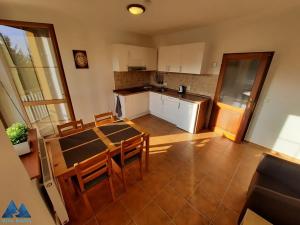 Pronájem bytu 2+kk, Vítkovice, 36 m2