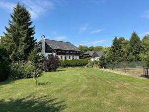 Prodej vícegeneračního domu, Povrly, Lysá, 635 m2