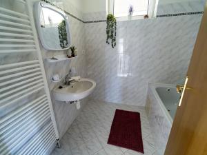 Prodej rodinného domu, Kosmonosy, Květinová, 126 m2