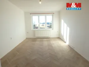 Prodej bytu 3+1, Černá v Pošumaví - Bližná, 88 m2
