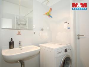 Prodej bytu 2+kk, Praha, Pod stolovou horou, 59 m2
