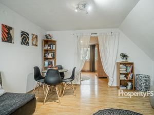 Prodej rodinného domu, Hrádek, 200 m2