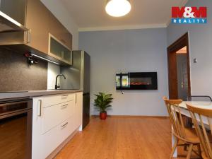 Pronájem bytu 2+1, Ústí nad Labem - Ústí nad Labem-centrum, Pasteurova, 58 m2