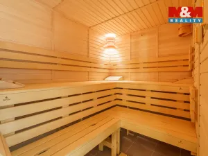 Prodej činžovního domu, Karlovy Vary - Stará Role, Dlouhá, 402 m2