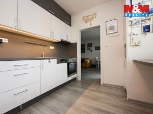 Prodej bytu 3+1, Olomouc - Neředín, Stiborova, 62 m2