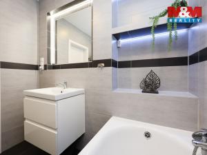 Prodej bytu 3+1, Olomouc - Neředín, Stiborova, 62 m2