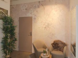 Pronájem obchodního prostoru, Hradec Králové - Pražské Předměstí, Dukelská třída, 6 m2