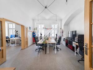 Pronájem kanceláře, Praha - Holešovice, Bubenská, 84 m2